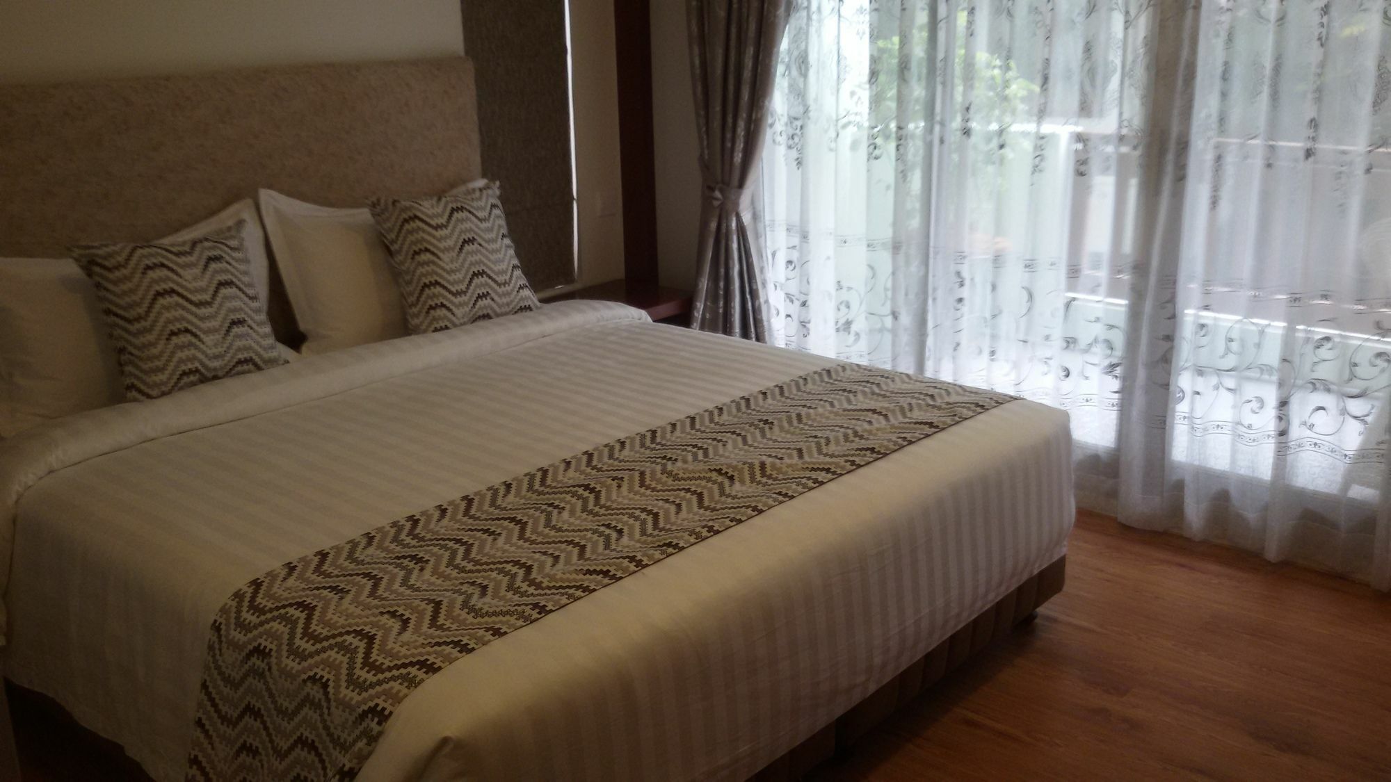 Palm Spring Resort Rangun Kültér fotó